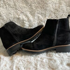 Kensie Black Suede Ankle Booties NWOT